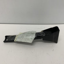 Load image into Gallery viewer, Genuine IVECO bracket 504136405