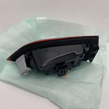 Load image into Gallery viewer, Genuine BMW Rear Light Tailgate Led Right 63217477718