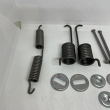 Load image into Gallery viewer, Genuine Iveco Brake Shoe Fitting Set 8124934