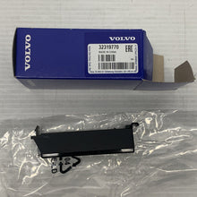 Load image into Gallery viewer, Genuine Volvo xc40 battery control module 32319770