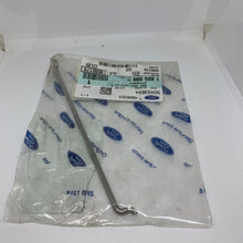 Load image into Gallery viewer, Genuine Ford Door Latch To Cylinder Rod 1825599