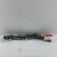 Load image into Gallery viewer, 2017 Kia Sportage 1.7 CRDi Left Front Bumper Mounting Bracket 86613-F1000