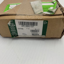 Load image into Gallery viewer, Genuine Land Rover Discovery 5 2017 roof rail finisher VPLRR0157