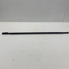 Load image into Gallery viewer, GENUINE RENAULT SEAL LHR DOOR J66 (6025304275)