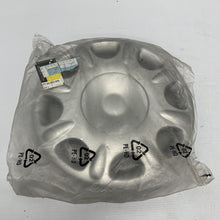 Load image into Gallery viewer, 1x genuine RENAULT Laguna Scenic 15&quot; Wheel trim Hub cap Cover 7700413092