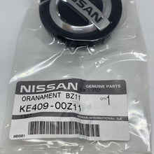 Load image into Gallery viewer, Genuine Nissan Juke Note Micra Qashqai Wheel Centre Hub Cap - Black KE40900Z11