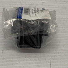 Load image into Gallery viewer, Genuine Ford C-Max Focus MK2 Focus C-Max Rear Bumper Bracket 1349066