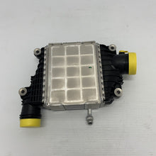 Load image into Gallery viewer, LAND ROVER DISCOVERY V L462 Intercooler Radiator LR139045 NEW GENUINE