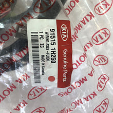Load image into Gallery viewer, Genuine Kia Ceed 06- Wiring Assembly Harness Floor Brand New 915151h250