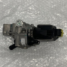 Load image into Gallery viewer, Genuine VOLVO XC60 MK2 EGR Valve 36003300