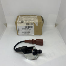 Load image into Gallery viewer, Water Pump Change Over Valve Switch - 1.6 2.0 Diesel - VW Audi Seat 04L907284