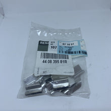Load image into Gallery viewer, GENUINE RENAULT SPRING CLIP (440839581R)