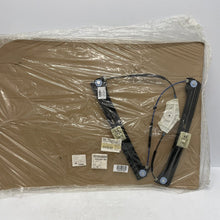 Load image into Gallery viewer, Volkswagen Touran 15-21 Mk2 O/S Front Driver Window Regulator 5 Door 5TA837462A