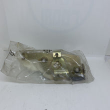 Load image into Gallery viewer, GENUINE RENAULT HANDLE MECH M2 (7700352370)