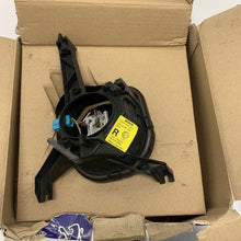 Load image into Gallery viewer, Genuine Peugeot 306 99-01 fog light rh 6205r0