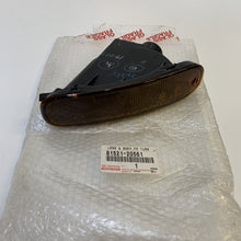 Load image into Gallery viewer, genuine toyota lens body fr turn brand new 8152120561