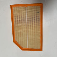 Load image into Gallery viewer, GENUINE VOLVO XC90 D5 AIR FILTER INSERT 8638600 MY 2003 - 2005