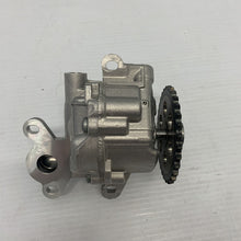 Load image into Gallery viewer, Genuine Ford Transit Mk7 Mk8 Ranger Mk4 Custom 2.2 Duratorq Oil Pump 1839456