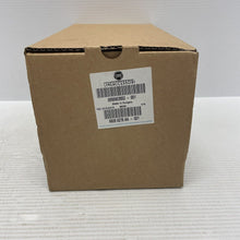 Load image into Gallery viewer, FIAT 500X WING MIRROR COVERS BACKING CAPS 50903553 68280278AA BRAND NEW GENUINE