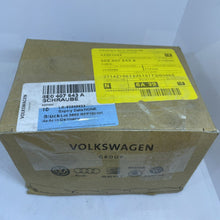 Load image into Gallery viewer, Genuine Audi A4 RS4 A5 A6 RS6 A7 A8 Q5 R8 wheel hub bearing bolts 8E0407643A