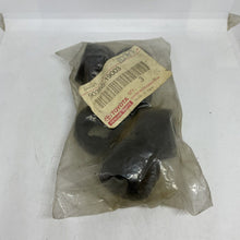 Load image into Gallery viewer, Genuine TOYOTA SURF II 3.0 Rear BUSH x6 1990-1995 9038519003