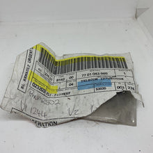 Load image into Gallery viewer, Genuine Renault Key 7701043865