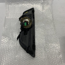 Load image into Gallery viewer, Genuine Ford Mondeo MK4 Front O/S Fog Light Lamp 1521876