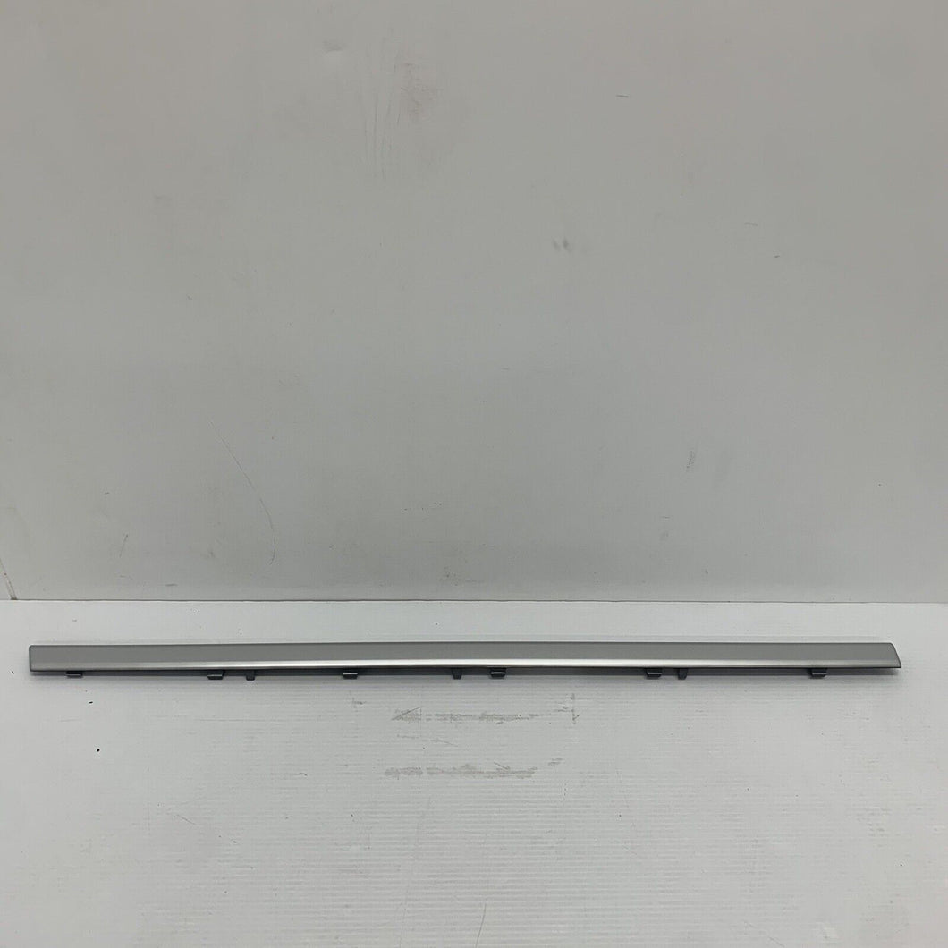 Genuine Range Rover 13- Door Moulding LH Upper LR110268