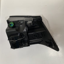 Load image into Gallery viewer, Ford Transit 2006-On Platinum Headlamp Headlight Right O/S Driver Side H4 Manual