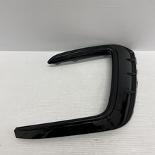 Load image into Gallery viewer, Genuine Vent Grille Black O/S 5NA854662J041