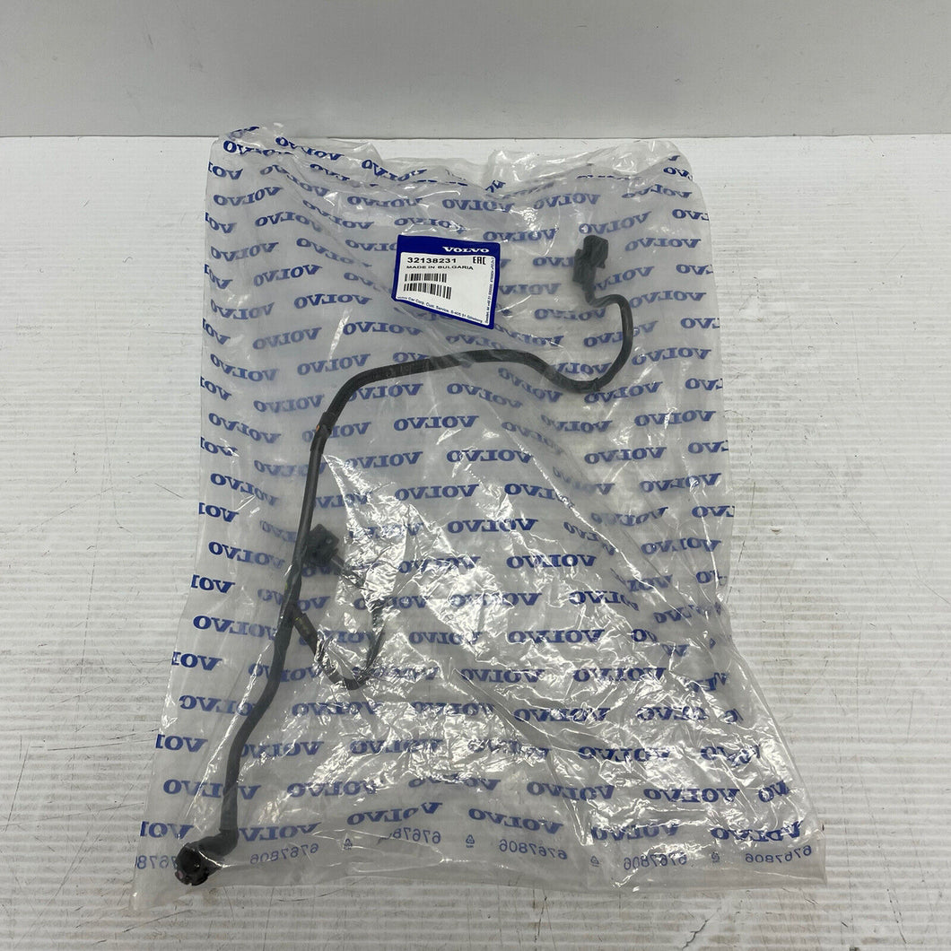 VOLVO XC90 MK1 Overflow Hose 32138231 NEW GENUINE