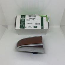 Load image into Gallery viewer, Genuine Land Rover Discovery 5 17- &amp; sport 15- door cap LR083966