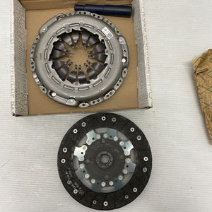 Clutch Kit GENUINE Renault Clio II Megane Logan II 1.5 dCi 302053931R