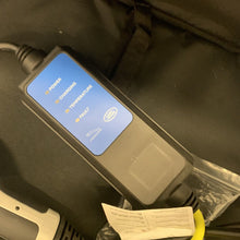 Load image into Gallery viewer, Genuine Land Rover Range Rover Battery Charger Cable LR171739