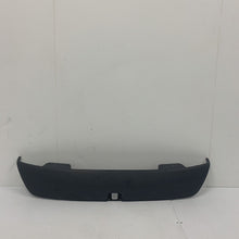 Load image into Gallery viewer, Genuine Land Rover Discvoery 5 17 COVER TOWING HOOK OPENING LR142611