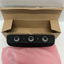 Load image into Gallery viewer, 47701900