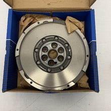 Load image into Gallery viewer, SACHS DUAL MASS Flywheel VAUXHALL INSIGNIA OPEL SAAB 9-5 2.0 CDTI 55558569 NEW