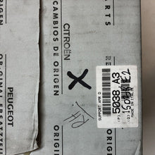 Load image into Gallery viewer, FRONT RIGHT / OFFSIDE TOP STRUT MOUNTING FITS DUCATO, BOXER, RELAY, 1345896080