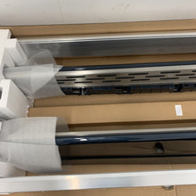 Load image into Gallery viewer, Genuine Volvo XC90 16-25 Illumination running boards 39793381