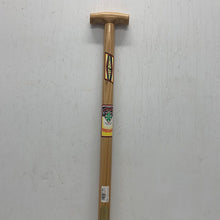 Load image into Gallery viewer, Genuine Mayflower tee handle grape wooden shaft 4 prong brand new