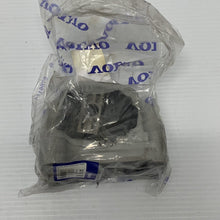 Load image into Gallery viewer, GENUINE VOLVO S60 V70 XC70 S80 &amp; XC90 D5 TOP ENGINE MOUNTING BUSH 30776354