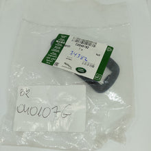 Load image into Gallery viewer, GENUINE JAGUAR DOOR HANDLE AND DOOR LOCK GASKET C2D49182