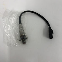 Load image into Gallery viewer, Genuine Volkswagen Lambda probe 6 pin 03F906262C