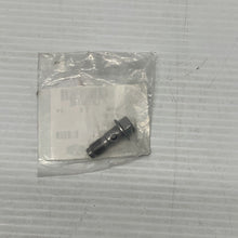 Load image into Gallery viewer, Genuine LAND ROVER RANGE ROVER VELAR L560 Turbo Pipe Banjo Bolt LR139740