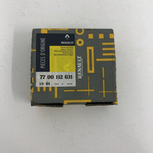 Load image into Gallery viewer, Genuine Renault 2.2D 12V G8T790 Pulley Sprocket Injection Pump 7700112631