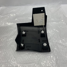 Load image into Gallery viewer, Genuine Land Rover Range Rover Sport 14- RH fender moulding primed lr064265