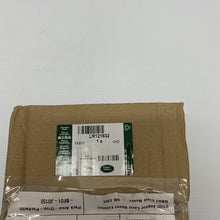Load image into Gallery viewer, LAND ROVER RANGE ROVER IV L405 Thermostat LR121833 NEW GENUINE