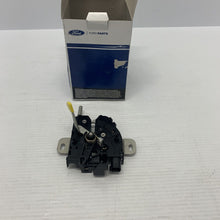Load image into Gallery viewer, Genuine Ford Mondeo Estate MK4 Mondeo MK4 Bonnet Latch 1694298