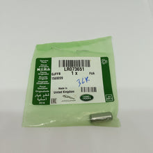Load image into Gallery viewer, NEW GENUINE LAND ROVER RANGE ROVER VELAR L560 Valve Dowel Pin - LR073651