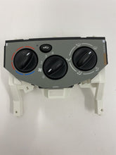 Load image into Gallery viewer, GENUINE RENAULT CONTROL HEATER T2 (7701050315)